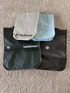 Lululemon Travel/Storage Bags - Bundle of 4 Bags
